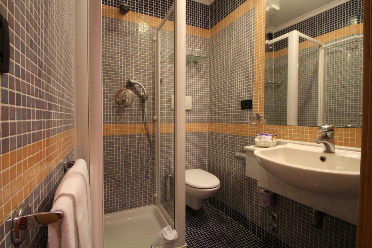 روما Hotel Portoghesi المظهر الخارجي الصورة